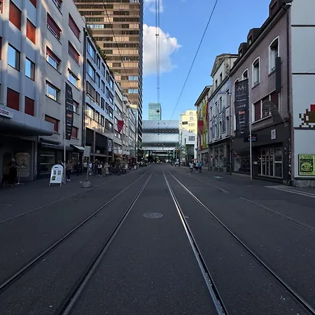 Your Secret Center Hideaway In The Heart Of Messe アパート